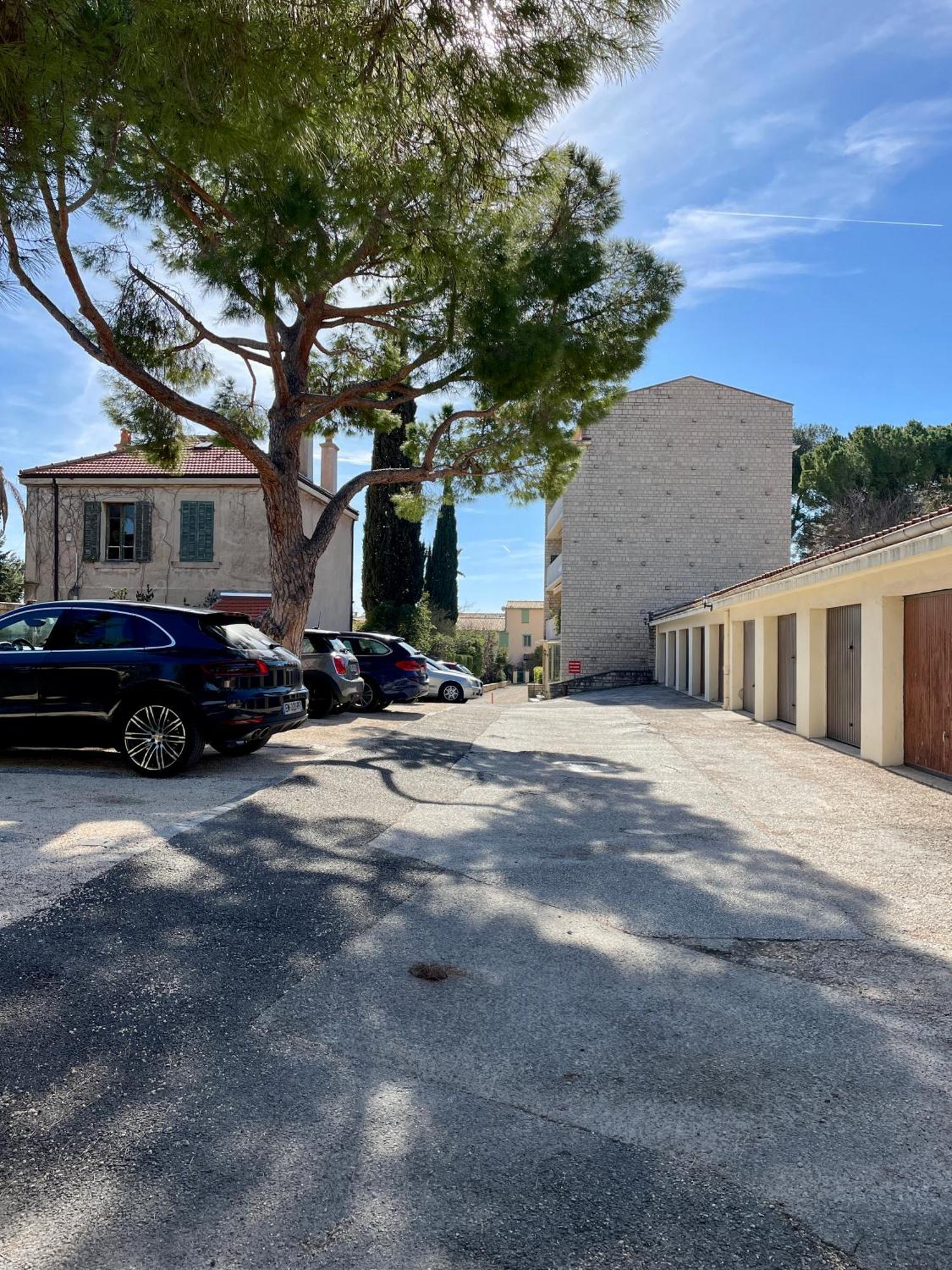 Au Coeur Et Au Calme De Bandol, Parking Et Climatisation Lejlighed Eksteriør billede